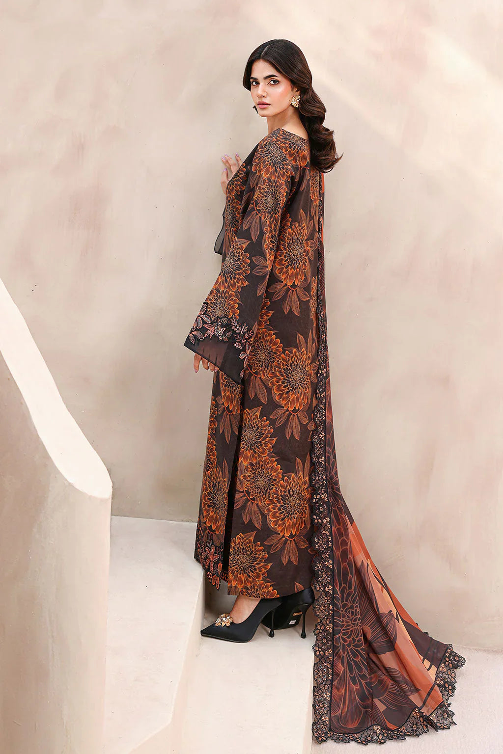 03-Piece Printed Lawn Suit - Ready To Wear
